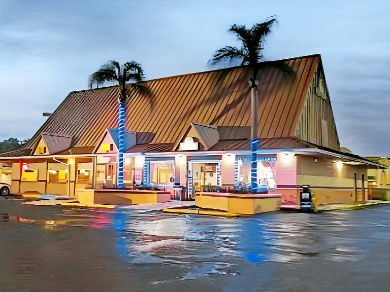 Travelodge Near Busch Gardens in Tampa, FL