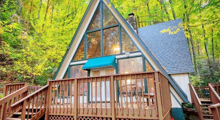 House with hot tub in Gatlinburg, TN