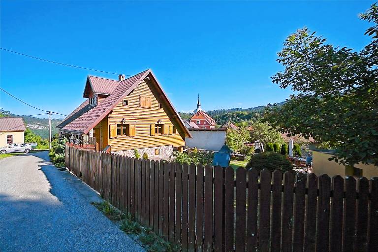 hiša  Brod na Kupi