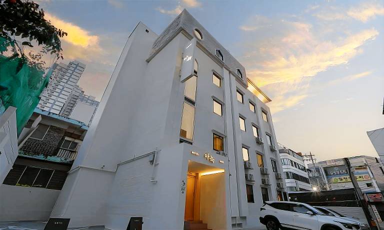 Motel Guri-si