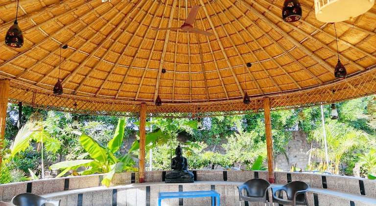 Ample farm with patio, yard & private pool | Pet-friendly — photo 4