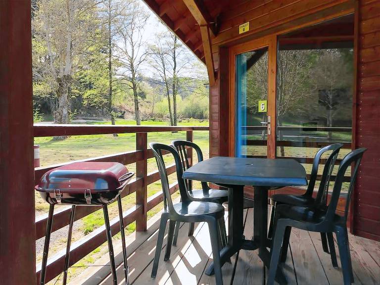 Camping-Unterkunft Matour