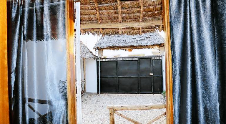 B Home Zanzibar — photo 5