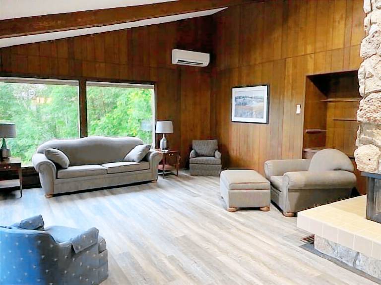 Cabin  Fond du Lac
