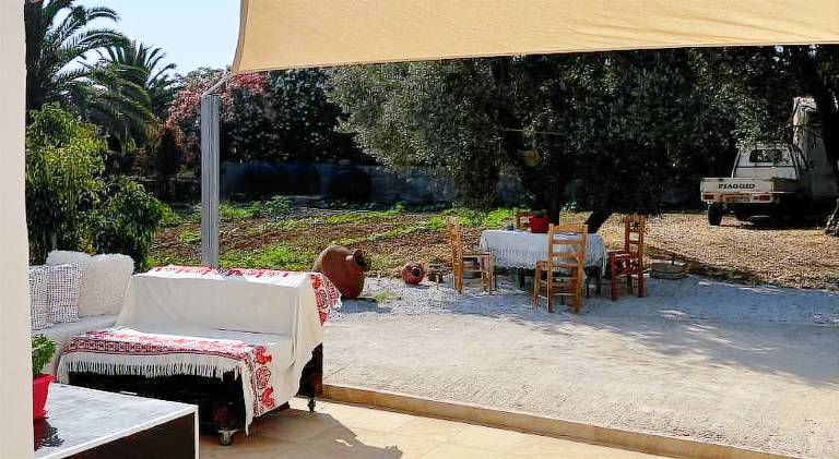 Rental apartment with barbeque, garden & terrace — photo 4
