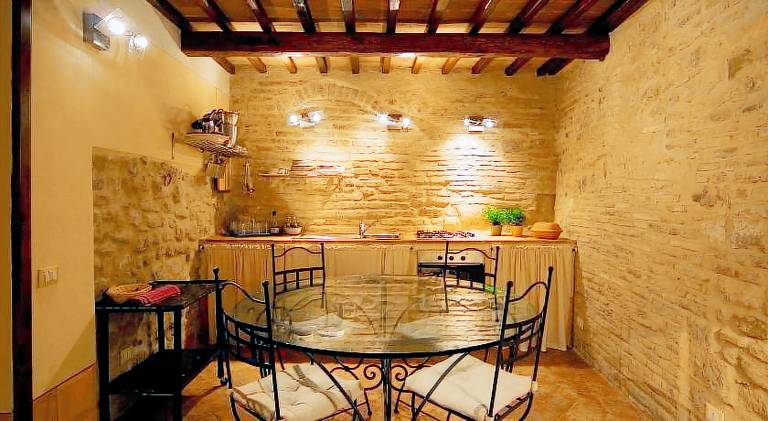 Pleasant rental apartment with private pool, garden & patio | Pet-friendly — photo 5