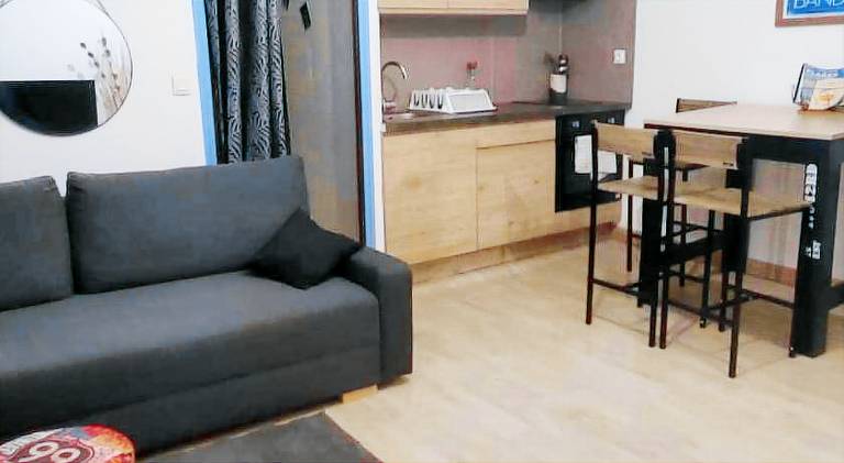 Holiday apartment with 1 room for 4 persons in Bandol