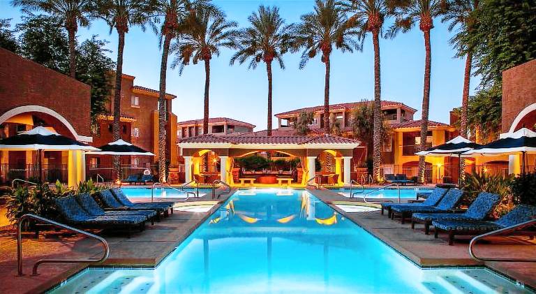 Luxury Vacation Rentals by Meridian CondoResorts in Scottsdale, AZ