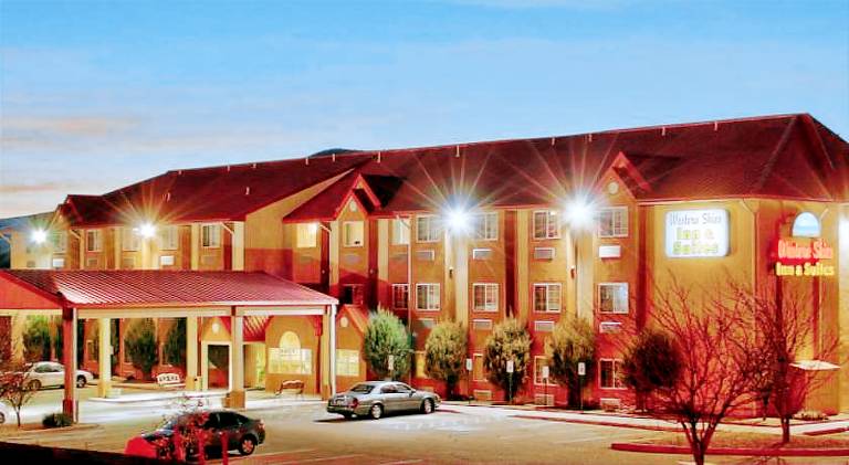 Western Skies Inn & Suites in Los Lunas, NM