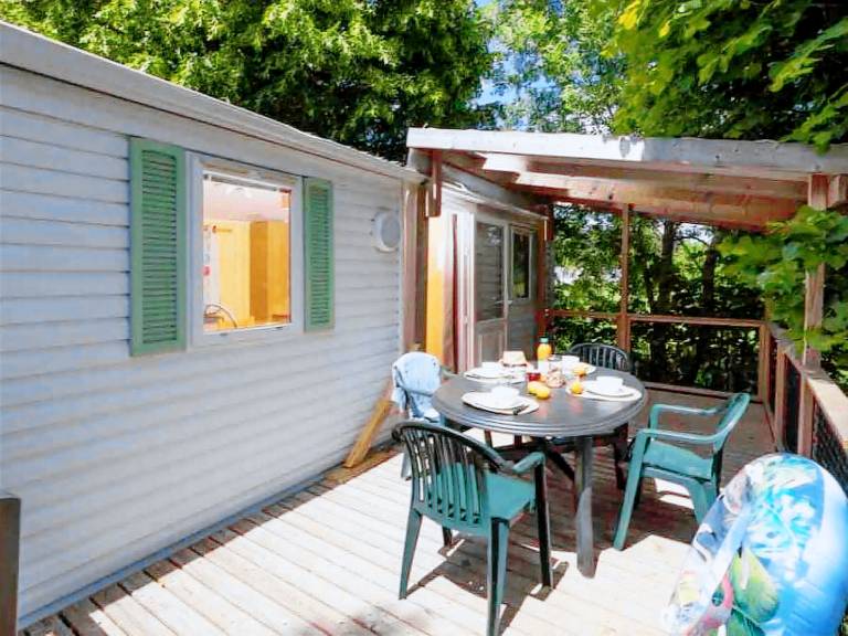 Mobile home with heated pool & patio — photo 4