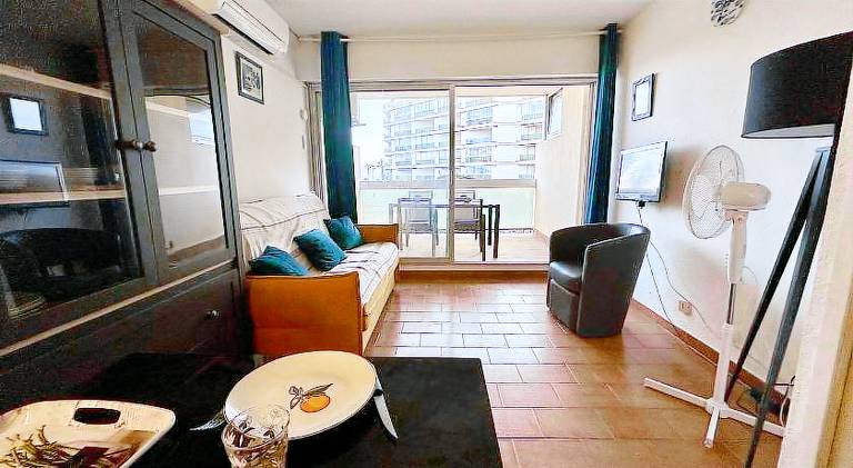 Apartment | Next to the beach | Dogs allowed — photo 2