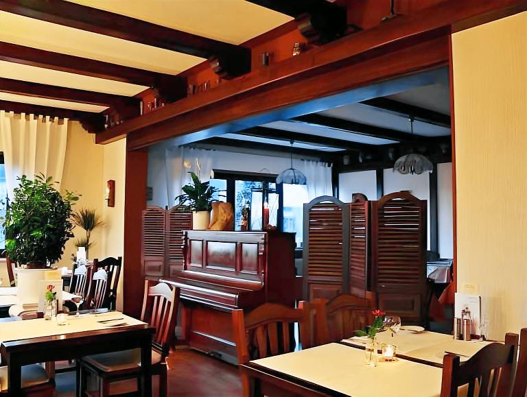 Alembra - Hotel zur Moselbrucke — photo 2
