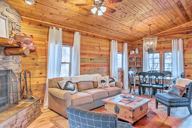 Ruidoso Log Cabin Retreat - Peaceful & Convenient — photo 5