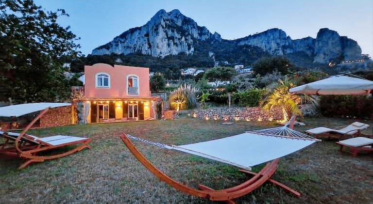 Fully equipped spacious villa with grill & garden | Perfect for remote work | Dogs allowed — photo 3