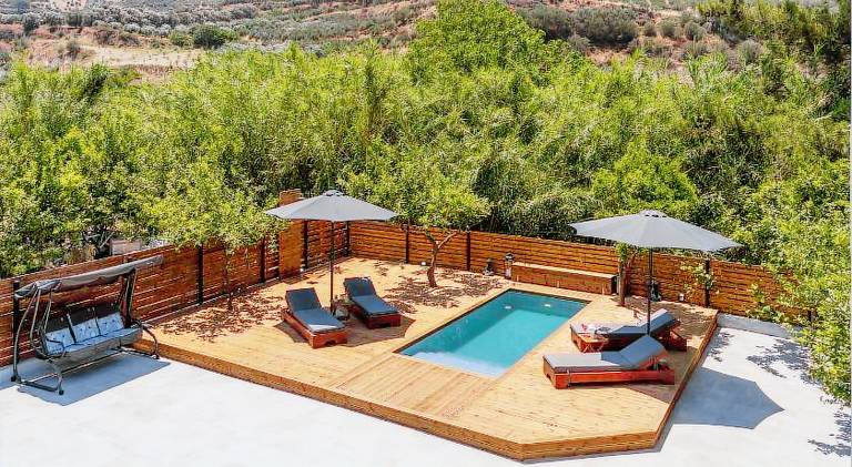 Lovely villa with pool | Dogs allowed in Malevizi