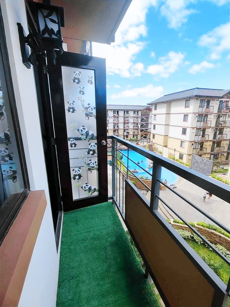 Apartment with pool — photo 5