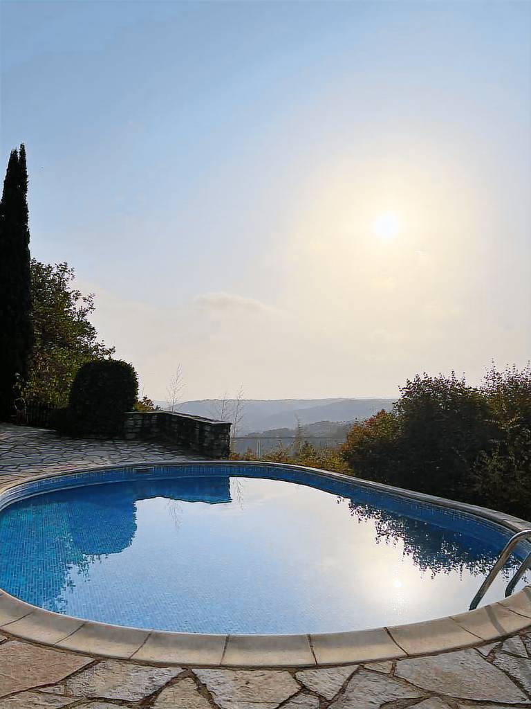 Gite with terrace, garden & private pool — photo 2