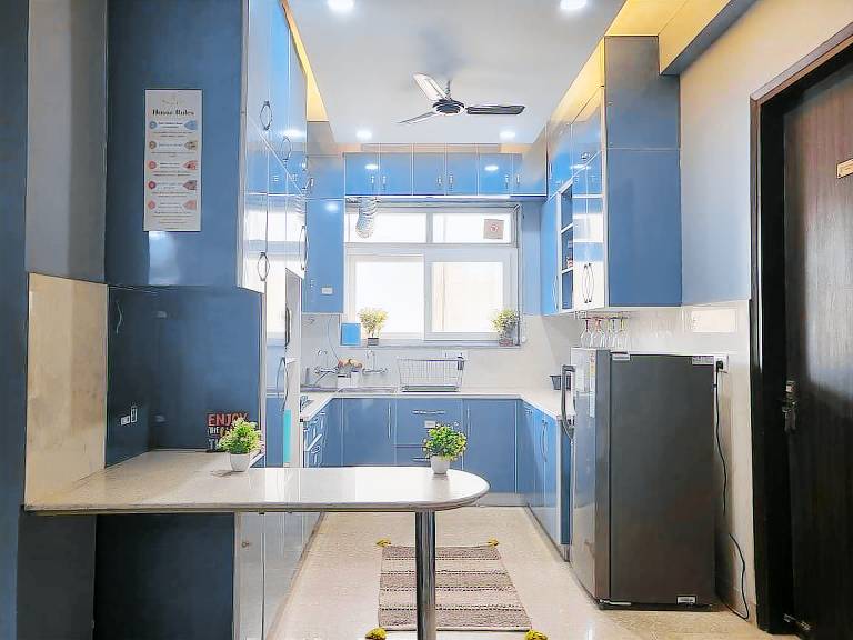 Rental apartment with 4 rooms for 12 persons — photo 5