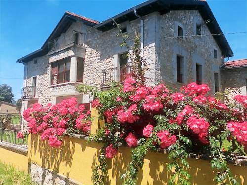 Casa VIllasuso de Mena