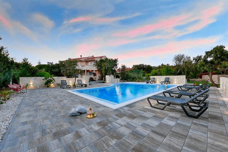 Ferienwohnung in Petrčane, Kožino für max. 5 Personen Ferienwohnung in Petrčane, Kožino für max. 5 Personen