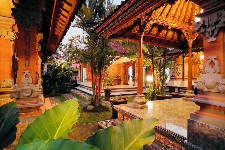 Beautiful vacation home with patio, garden & jacuzzi | Good for workation | Dogs allowed — photo 3