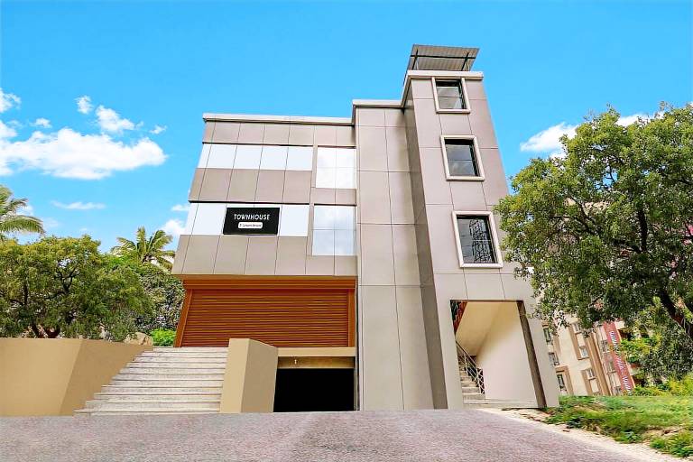 Townhouse Near Narsingi Manikonda