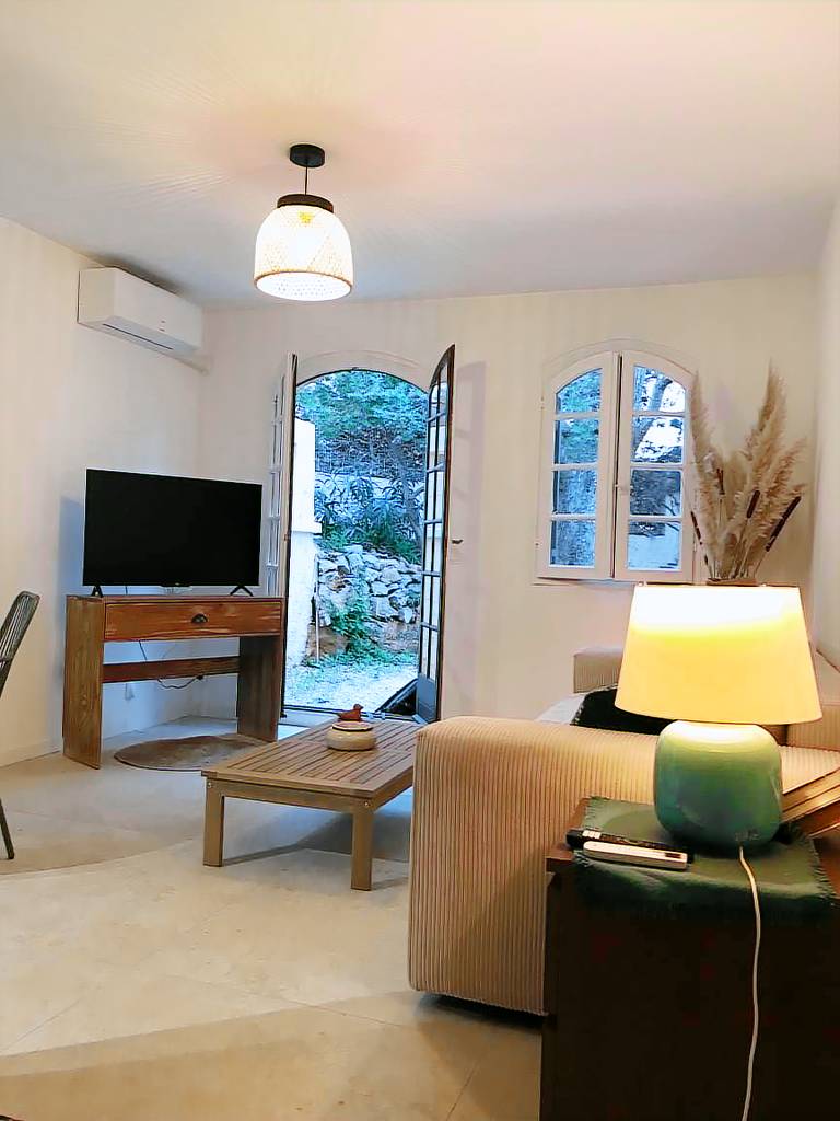 Rental apartment with grill | Garden view — photo 5