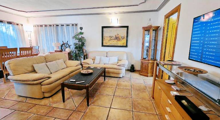 Lovely villa with terrace, garden & private pool | Pets allowed — photo 3