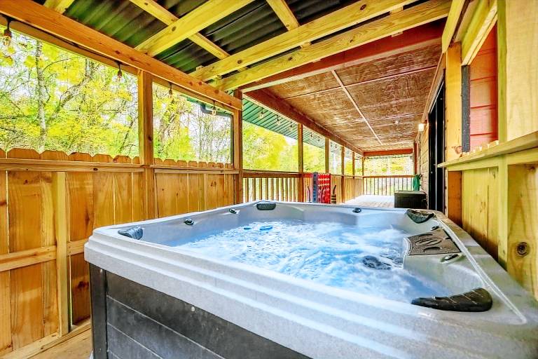 Hidden Hollow Lodge - Movie Nights, Game Fun, Fireside Stories & Hot Tub Soaks — photo 2