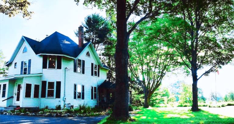 Bed and breakfast  Northport