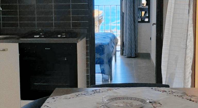Apartment with 1 room for 4 persons — photo 3