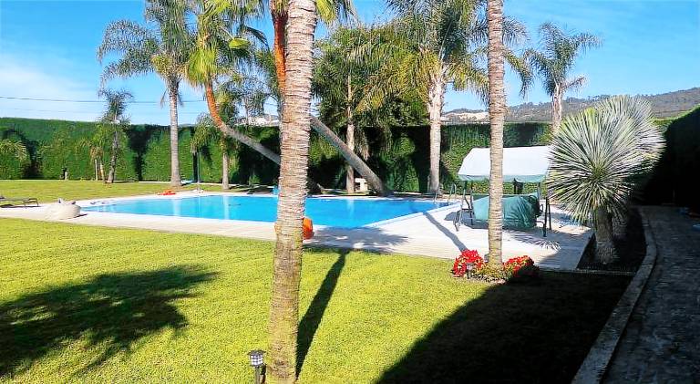 Villa with grill, yard & terrace | Pet-friendly — photo 4