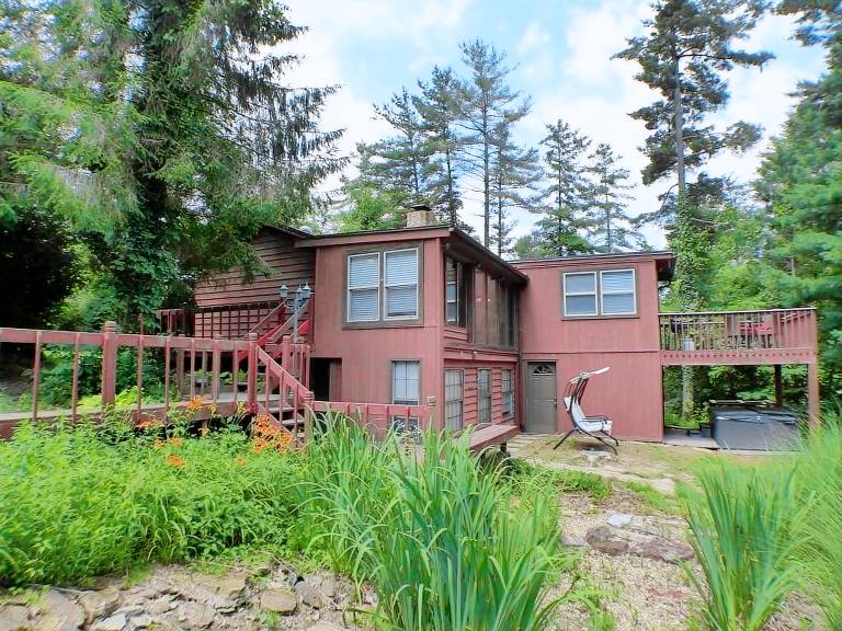 Cabin Logan