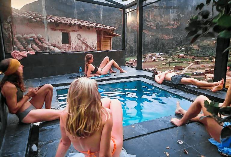 Wolf Totem Guesthouse