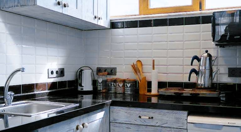 Holiday apartment with 2 rooms for 4 persons — photo 5