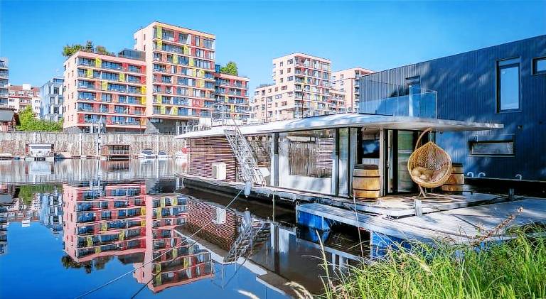 Boat with 1 room for 6 persons in Prague