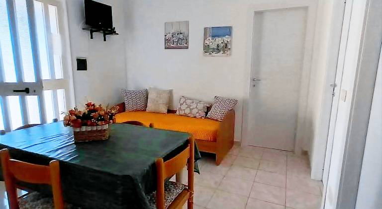 Rental apartment with 1 room for 5 persons — photo 2