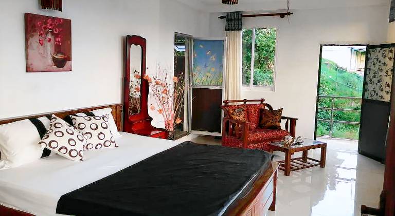 Golden King Guest in Nuwara Eliya