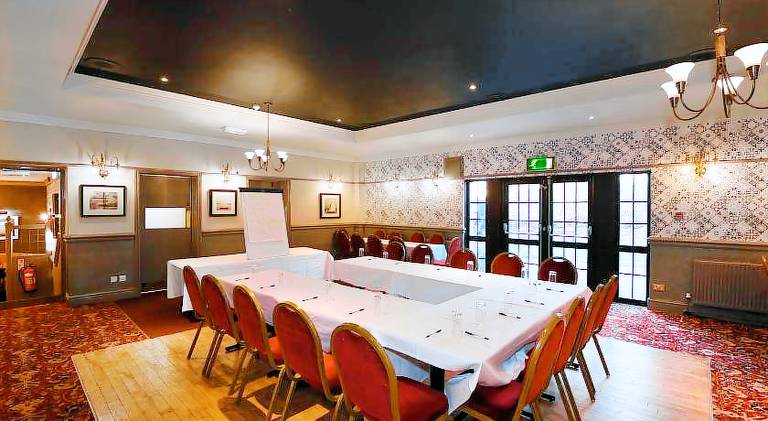 Ardencaple Hotel by Good Night Inns — photo 3