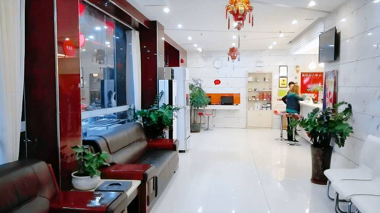 Thank Inn Plus Hotel Guangzhou Huadu District Shiling Town Pangu Road — photo 2