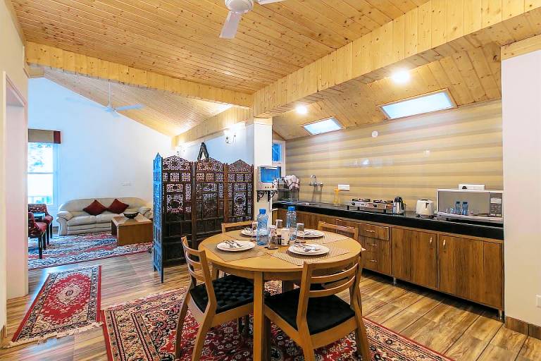 Ample villa with barbeque & garden | Dogs allowed — photo 5