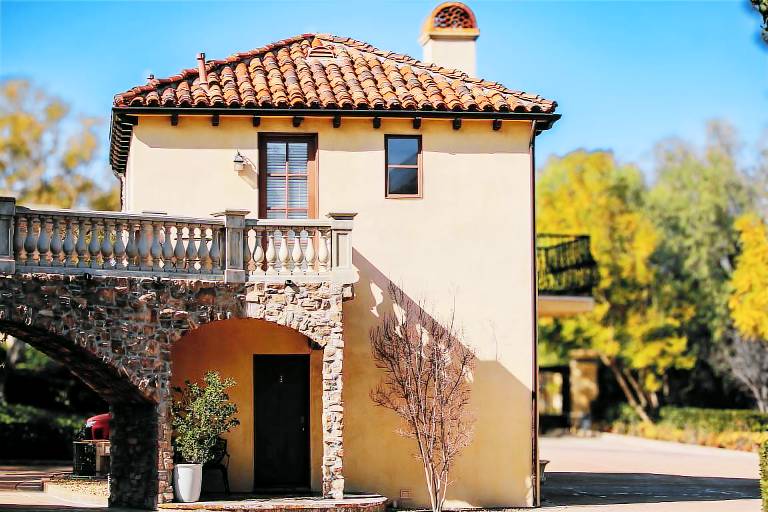 Cabin  Santa Clarita