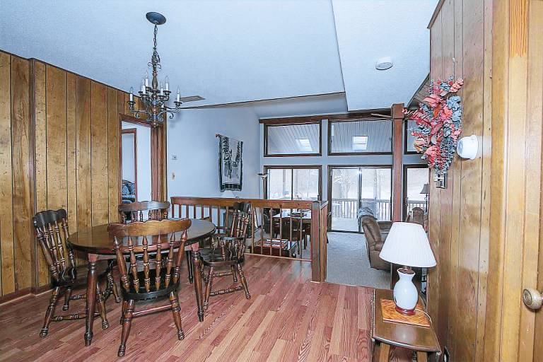 Vacation home with heated pool & hot tub — photo 4