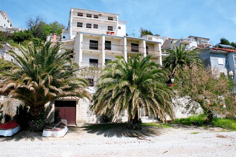 Apartment with barbeque & terrace | Sea view | Close to the beach | Pets are welcome — photo 3