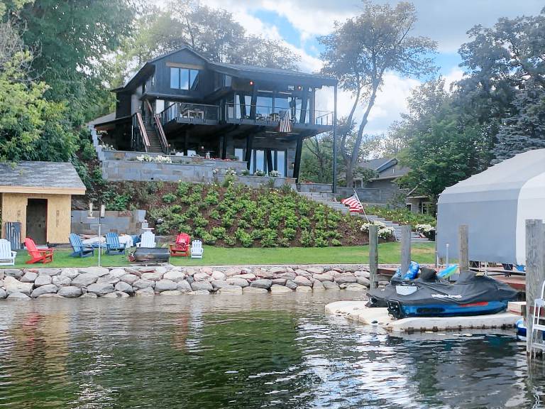 House  Minnetonka