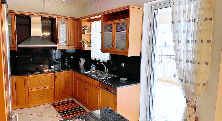Beautiful apartment near the beach — photo 4
