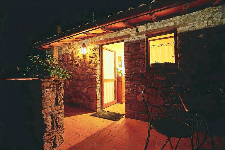 Agriturismo Santa Maria con ristorante: Intera struttura con piscina e sala ristorante, 13 camere — photo 3