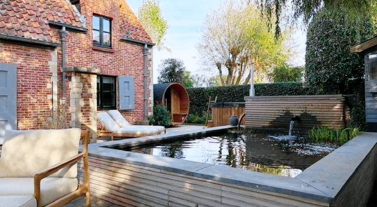 Fully equipped house with hot tub, yard & sauna | Pets allowed — photo 4