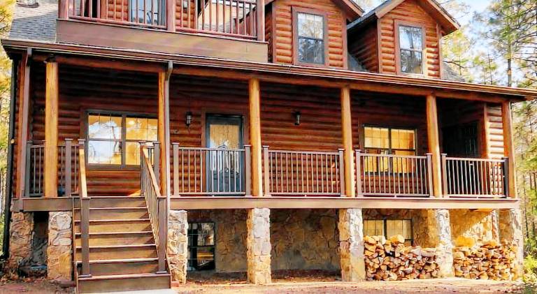Lovely house with terrace | Pets are welcome in Payson, AZ
