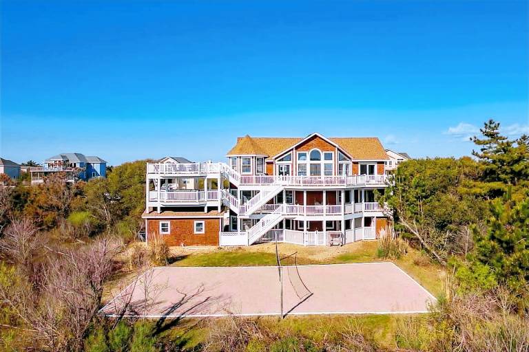 Sleeps 19 Ocean Views 4-Min Walk to the Beach — photo 5